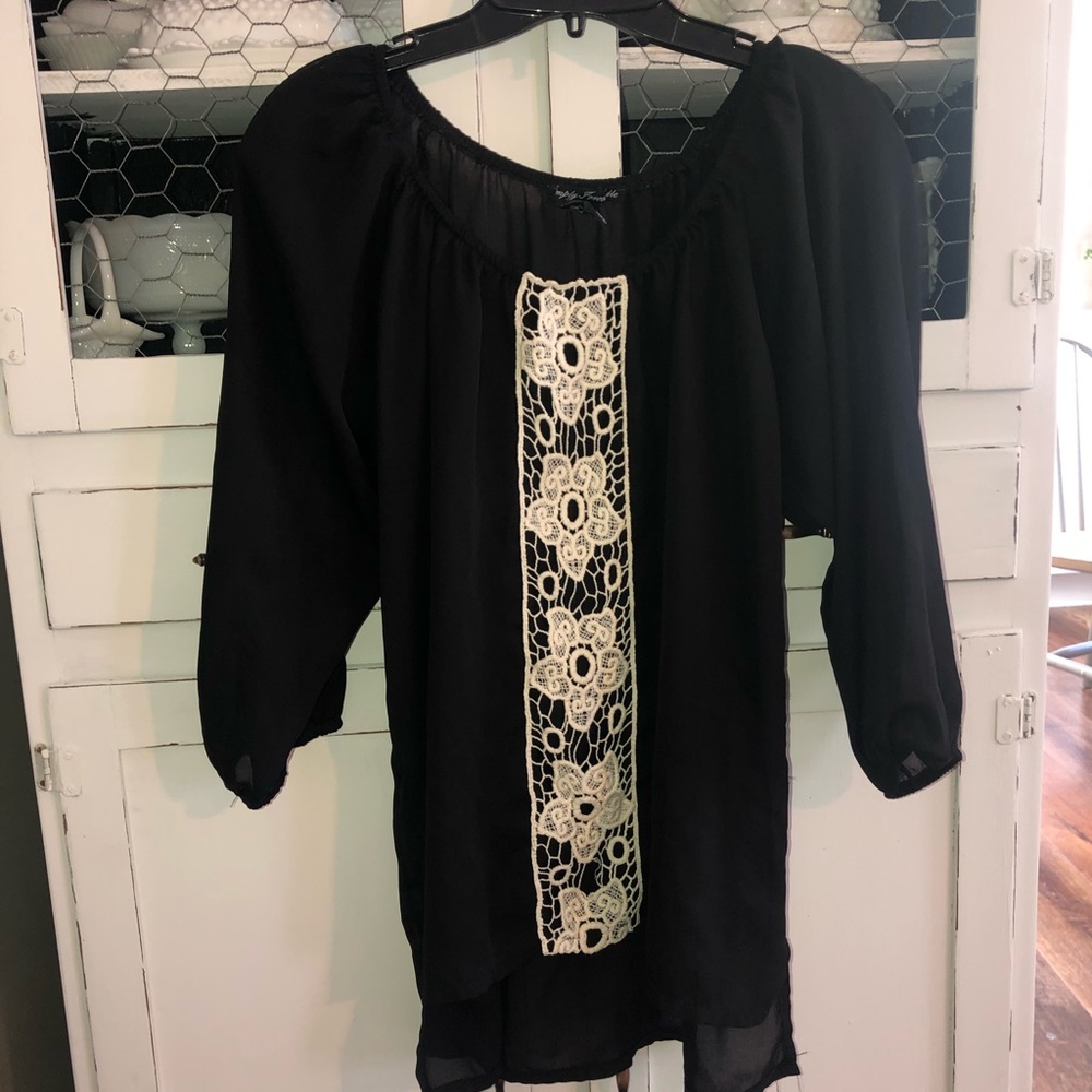 Simply Irresistible black and white blouse